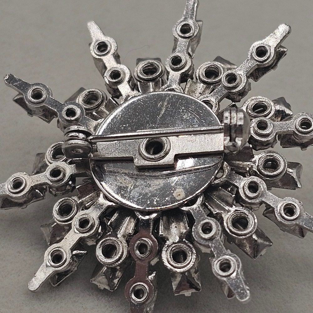 Vintage Starburst Brooch Clear Silver Tone Baguette Rhinestone 1.5" Pin Formal - Picture 2 of 15